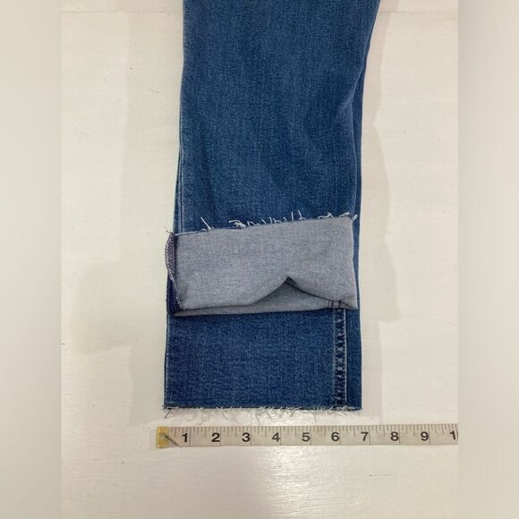 Gap Jeans Women’s 12 Short Blue Denim Mid Rise Slim Fit Raw Hem Vintage Style - Picture 13 of 13